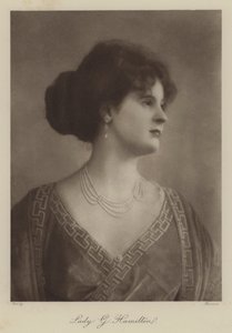Lady G Hamilton (z/w foto) door English Photographer