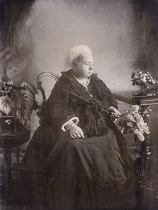 Laatste foto van Koningin Victoria in Balmoral door English Photographer