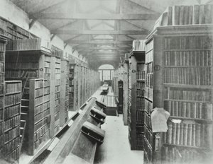 Bibliotheek, Sion College, Victoria Embankment, City of London, 1885 door English Photographer