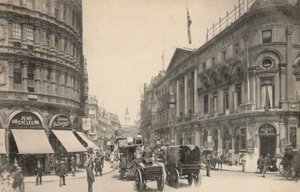 Londen, Shaftesbury Avenue door English Photographer