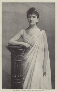 Madame Sigrid Arnoldson als Baucis in Philemon et Baucis door English Photographer