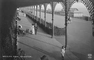 Madeira Walk, Brighton door English Photographer