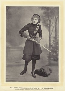 Miss Ettie Williams als Lieut Wren in The Queen