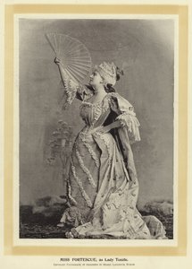 Mevrouw Fortescue, als Lady Teazle