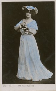 Miss Marie Studholme door English Photographer