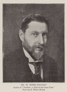 Mr. H. Rider Haggard, de Auteurs van onze Nieuwe Serie door English Photographer
