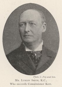 Mr Lumley Smith, KC, die commissaris Kerr opvolgt door English Photographer