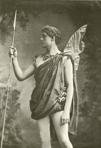 Mr Otto Stuart als Oberon (gravure) door English Photographer