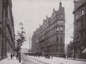 Northumberland Avenue, met de Constitutionele Club
