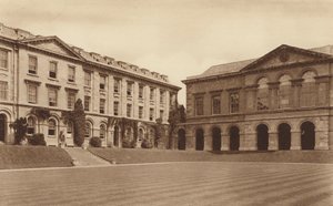 Oxford: Worcester College, De achttiende-eeuwse Bibliotheek en de noordkant van de Binnenplaats