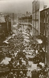 Petticoat Lane op zondagochtend door English Photographer