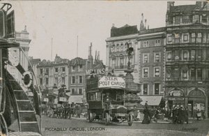 Piccadilly Circus, Londen door English Photographer
