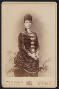 Portret, Alexandra van Denemarken, gehuwd met Prins Albert Edward, later koning Edward VII (zw/w foto)