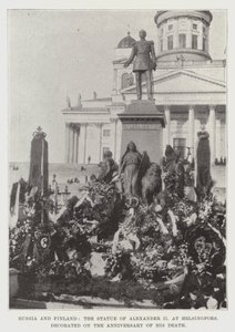 Rusland en Finland, het Standbeeld van Alexander II in Helsingfors, versierd op de Verjaardag van zijn Dood door English Photographer