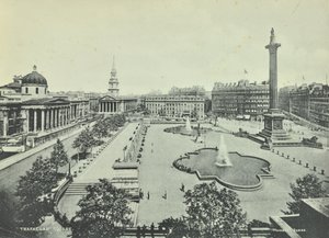 Saint Martin in the Fields National Gallery Nelsons Column, Trafalgar Square, Westminster: dakzicht oostwaarts, 1895 door English Photographer