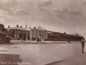 Southwold: Centre Cliff Hotel