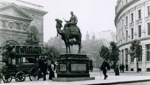 St Martins Place, Londen door English Photographer