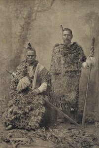 Tawhiao, de Maori Koning, en Majoor Wiremu Te Wheoro (zw/w foto) door English Photographer