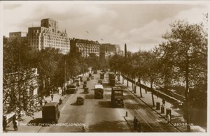 Thames Embankment, Londen door English Photographer