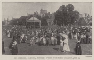 De Alexandra Gardens, Windsor, geopend door prinses Christian, 15 juli door English Photographer