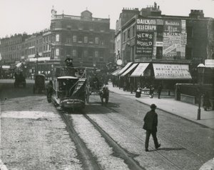 The Angel, Islington, Londen door English Photographer