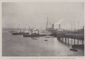 De Tour van de Hertog van Cornwall, de Ophir vertrekt uit Portsmouth, voorafgegaan door de Alberta met de Koning aan Boord door English Photographer