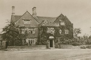 The Peacock Inn, Rowsley door English Photographer