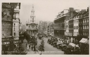 De Strand, met Somerset House en St Clement Danes, Londen door English Photographer