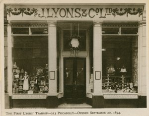De eerste Lyons Teashop door English Photographer