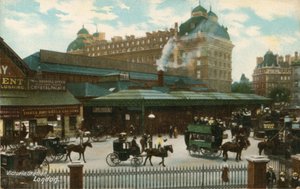Victoria Station, Londen door English Photographer
