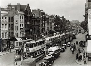 Whitechapel High Street, Londen, c.1930 door English Photographer