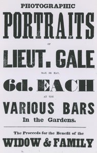 Advertentie voor fotografische portretten van luitenant Gale door English School