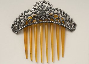 Haarspeld met scharnierende hoofdband