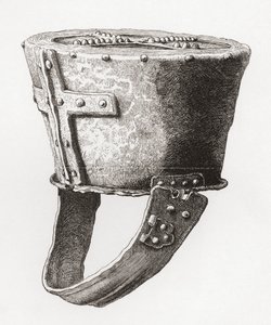 Helm, uit Castle Pomeroy, Engeland, daterend uit ca. 12e eeuw, uit The British Army: Its Origins, Progress and Equipment, gepubliceerd 1868. door English School