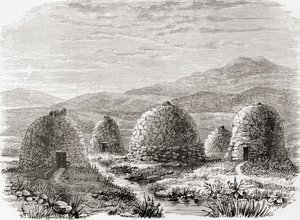 Bewoonde hutten op Uig, Eiland van Lewis in de Buiten-Hebriden in 1859, uit 