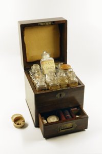 Medicijnkast gebruikt door Florence Nightingale tijdens de Krimoorlog, 1854-56