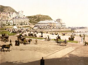 Op het strand, Llandudno door English School