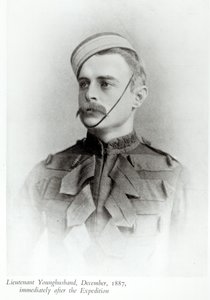 Foto van Sir Francis Younghusband (1863-1942) in 1887 uit 