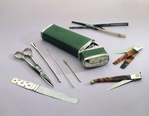 Zak Etui, met chirurgische instrumenten voor kleine operaties (shagreen, zilver, staal en schildpad) door English School