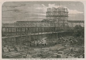Voortgang op het Internationale Tentoonstellingsgebouw; Werken van het schip, oostelijke transept en koepel door English School