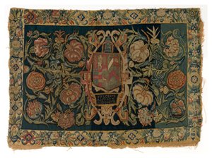 Lange wandtapijtkussenhoes met de wapens van Walter Jones en zijn vrouw Eleanor Pope, mogelijk gemaakt in Sheldon, Engeland, na 1600