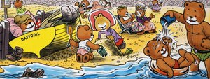 Teddyberen op het strand door English School