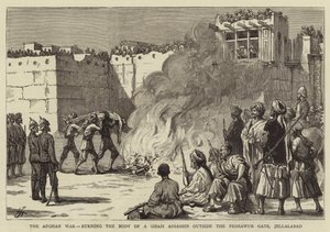 De Afghaanse oorlog, het verbranden van het lichaam van een Ghazi-moordenaar buiten de Peshawur-poort, Jellalabad (gravure)