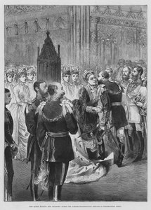 De koningin kust haar kinderen na de jubileum dankdienst in Westminster Abbey (gravure) door English School