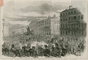De grote processie van het Wellington-standbeeld dat Park Lane afslaat door English School