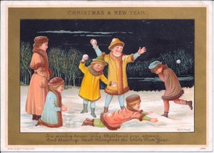 Victoriaanse kerst- en nieuwjaarskaart van kinderen die in de sneeuw spelen en sneeuwballen gooien, ca. 1880 door English School