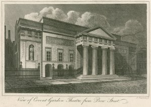 Uitzicht op de buitenkant van Covent Garden Theatre, Londen, vanaf Bow Street