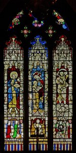 Raam Ew met St. Johannes de Doper, St. Anna en de Maagd Maria met St. Christoffel door English School