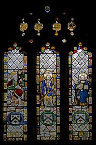 Raam nr. 5 met St. Christoffel, St. Michael, St. Petrus door English School
