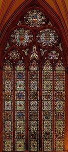 Raam w61 met scènes uit het leven van St. Thomas Becket: ook St. Margaretha, St. Nicolaas, St. Johannes de Doper en St. Edmund door English School